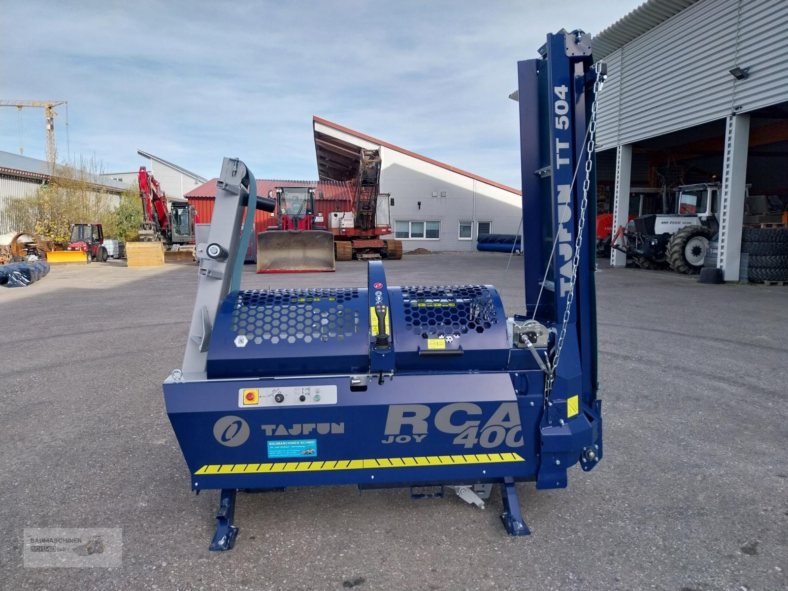 Holzspalter des Typs Tajfun RCA 400 Joy, Neumaschine in Stetten (Bild 1)