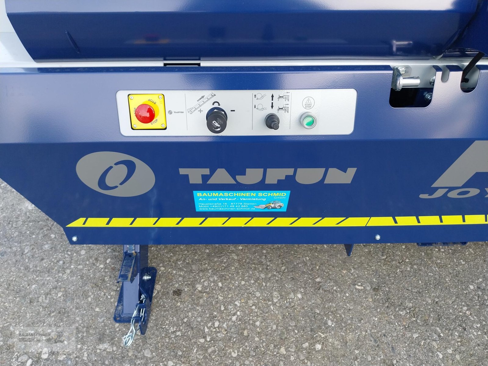 Holzspalter des Typs Tajfun RCA 400 Joy, Neumaschine in Stetten (Bild 9)