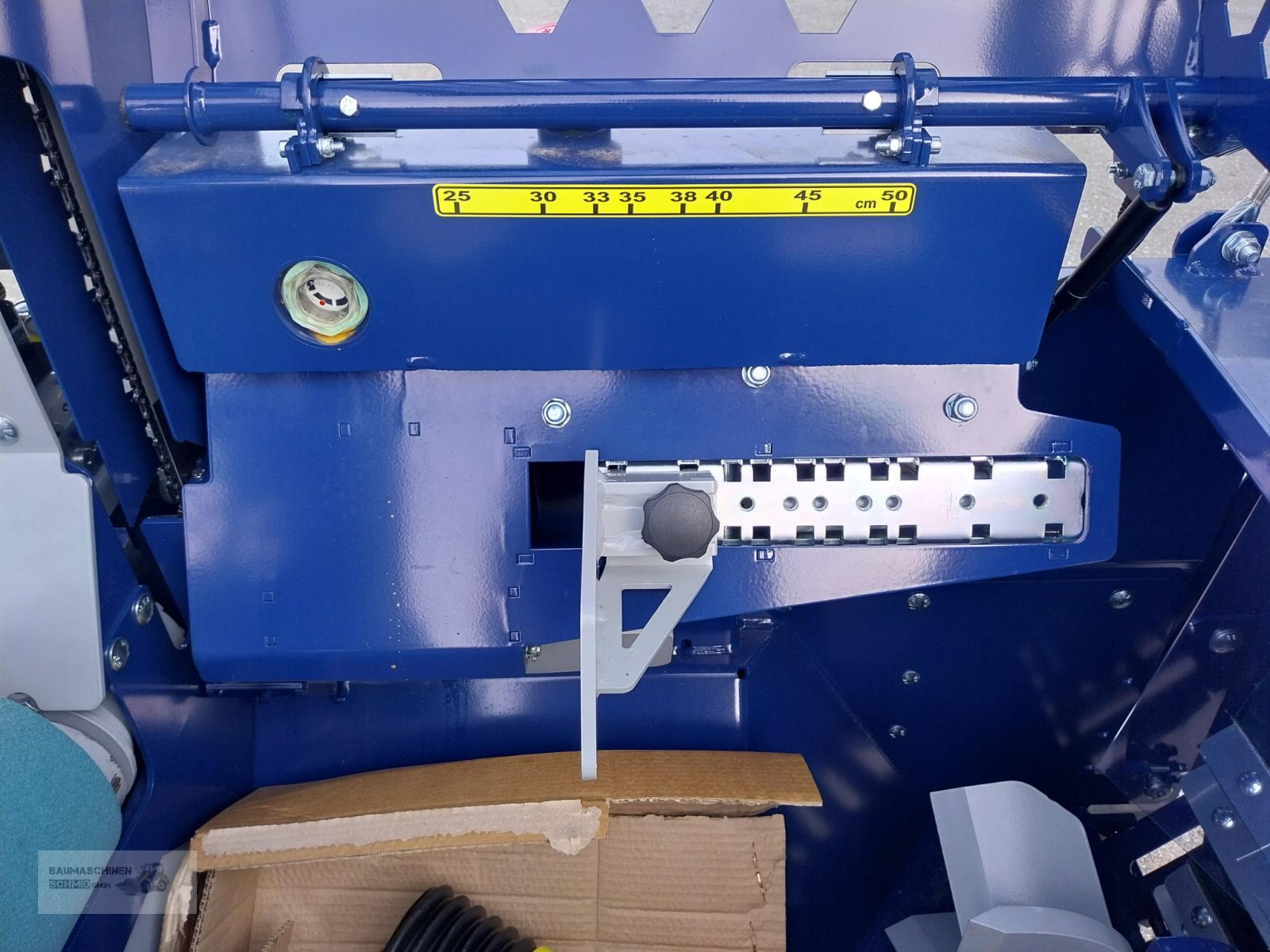 Holzspalter des Typs Tajfun RCA 400 Joy, Neumaschine in Stetten (Bild 10)