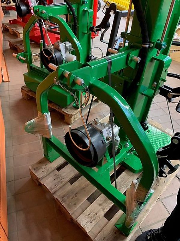 Holzspalter des Typs Thor Magik 13 T V.PF, Neumaschine in Eppingen (Bild 3)