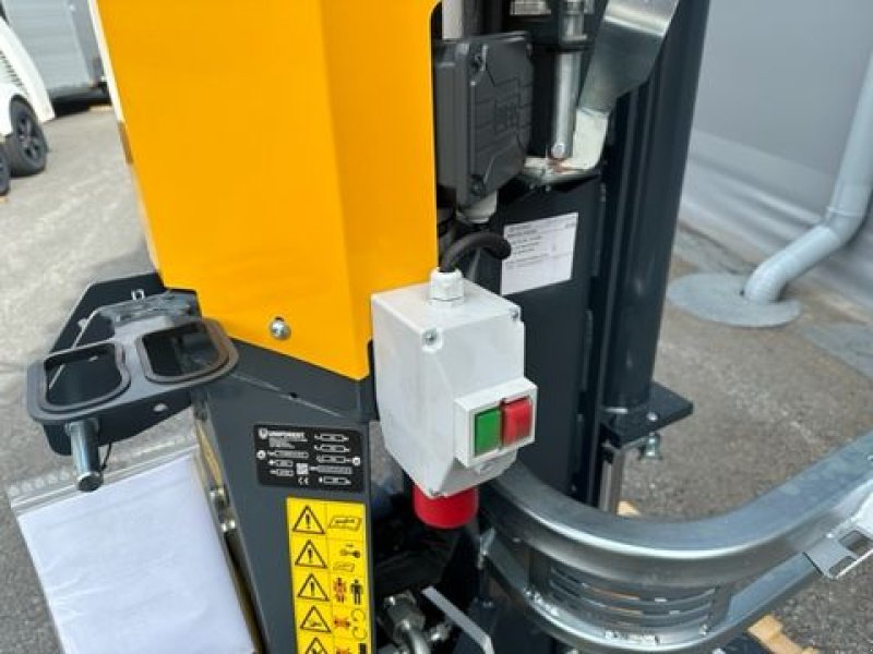 Holzspalter des Typs Uniforest Holzspalter Titanium 18CD+E Zapfwelle Elektro, Neumaschine in Tamsweg (Bild 4)