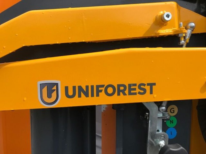 Holzspalter des Typs Uniforest Holzspalter Titanium 27CD Zapfwelle, 26to, Neumaschine in Tamsweg (Bild 4)