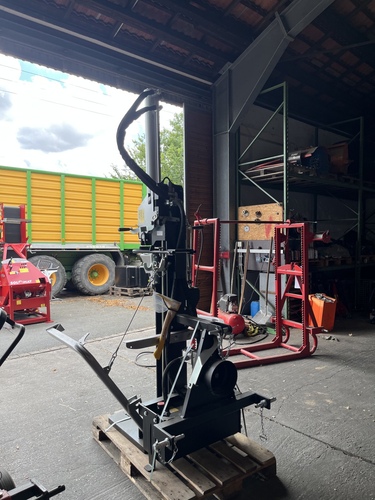 Holzspalter des Typs Unterreiner VPF16 eco Line Black Edition, Neumaschine in Hagenbüchach (Bild 3)