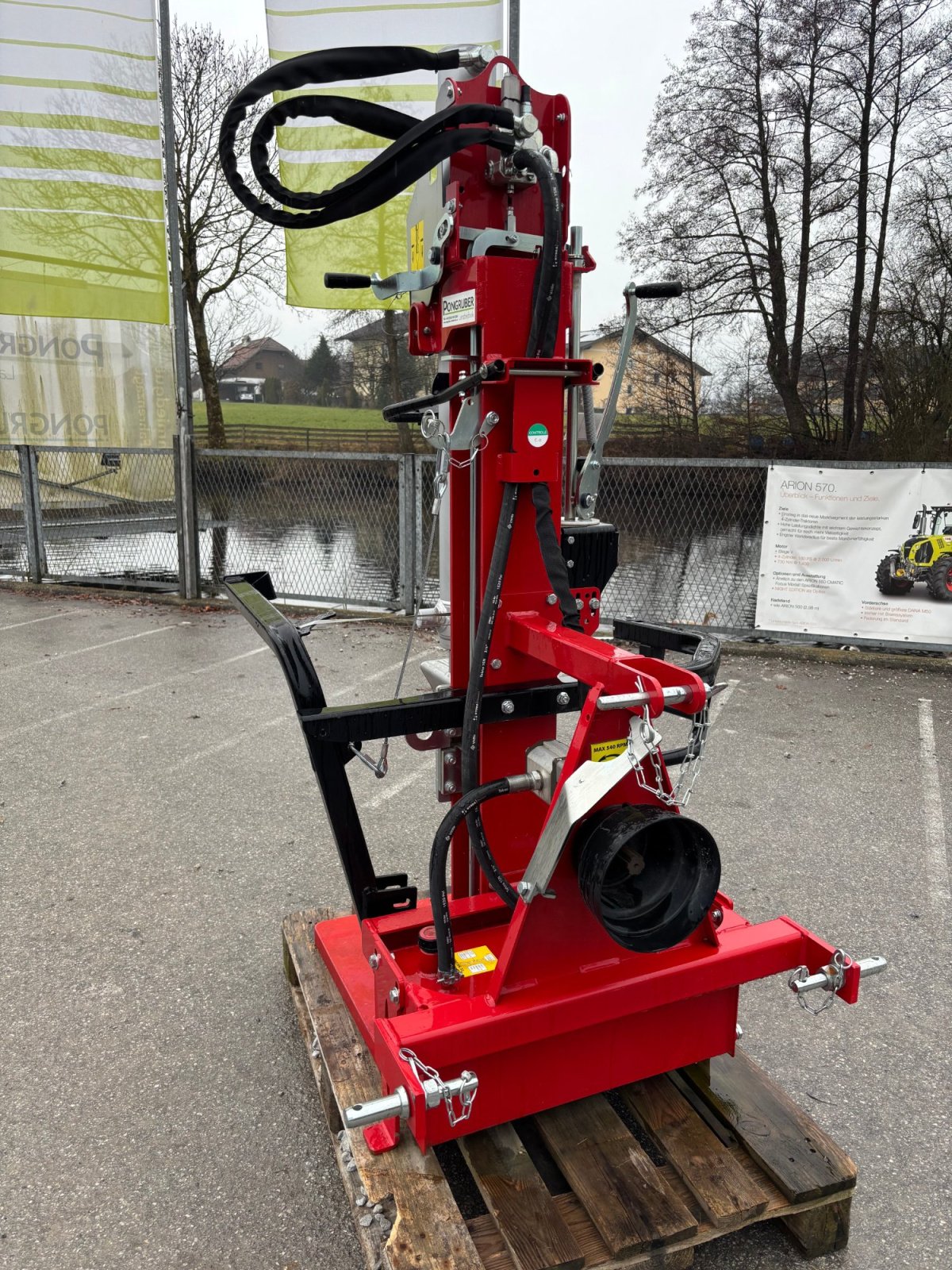 Holzspalter des Typs Vogesenblitz Holzspalter, Neumaschine in Elixhausen (Bild 1)