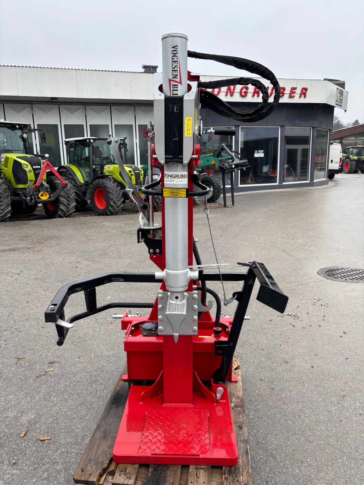 Holzspalter des Typs Vogesenblitz Holzspalter, Neumaschine in Elixhausen (Bild 4)