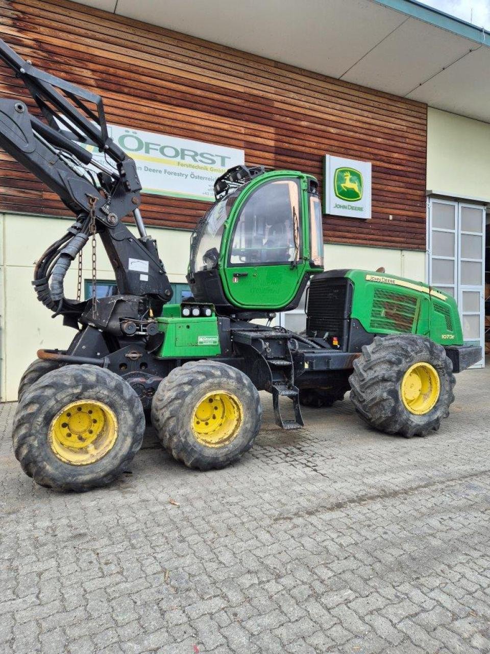 Holzvollernter typu John Deere 1070 E, Gebrauchtmaschine v Judenburg (Obrázek 3)