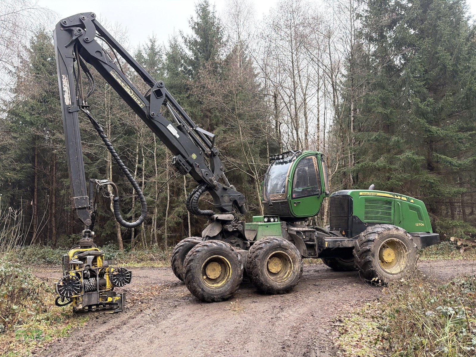 Holzvollernter typu John Deere 1270 E, Gebrauchtmaschine v Leinburg (Obrázek 1)