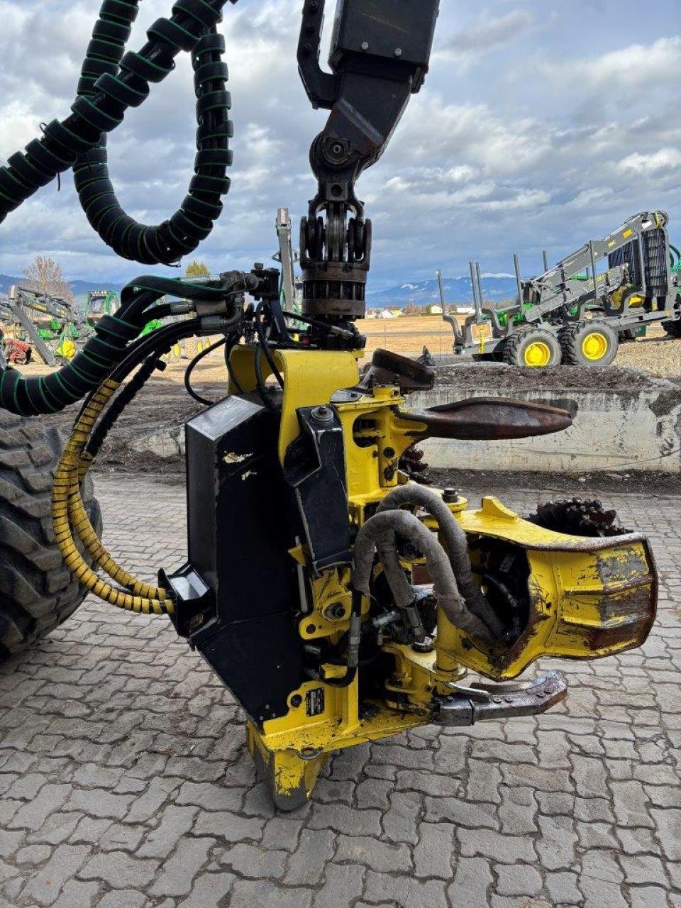 Holzvollernter от тип John Deere 1270 G, Gebrauchtmaschine в Judenburg (Снимка 15)