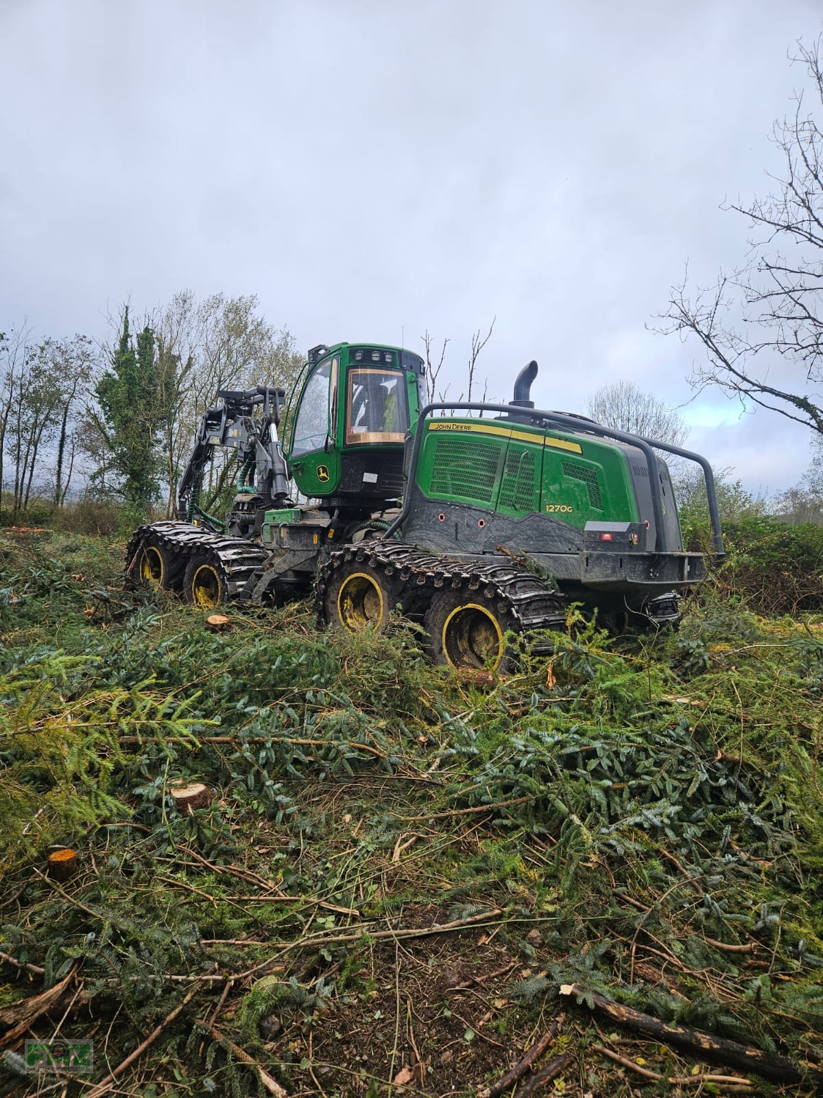 Holzvollernter des Typs John Deere 1270G 8WD, Gebrauchtmaschine in Leinburg (Bild 5)