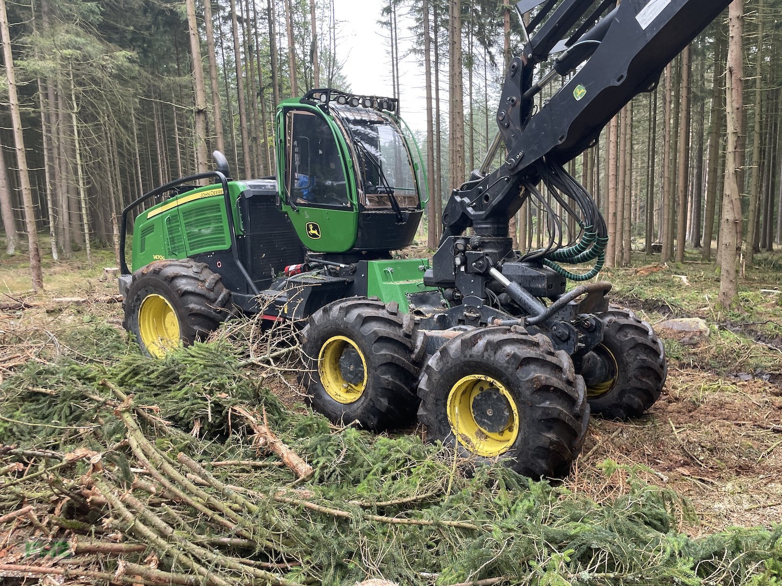 Holzvollernter Türe ait John Deere 1470G, Gebrauchtmaschine içinde Leinburg (resim 1)