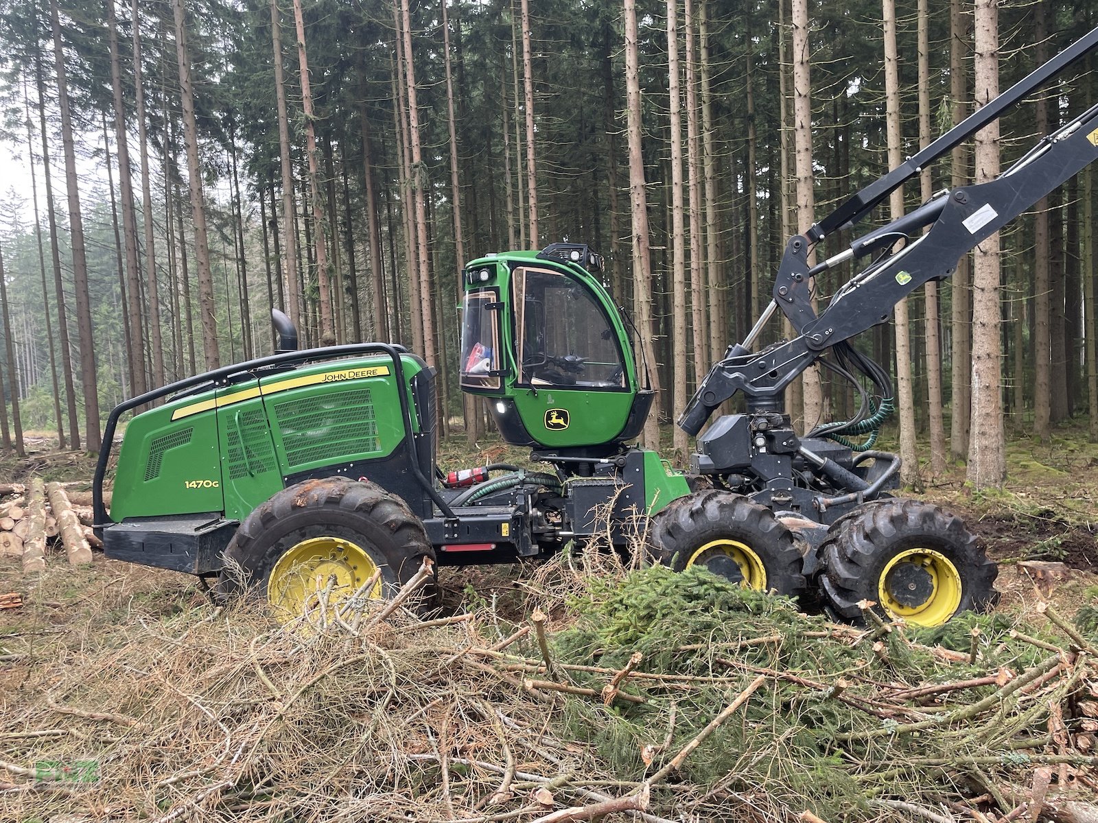 Holzvollernter Türe ait John Deere 1470G, Gebrauchtmaschine içinde Leinburg (resim 2)
