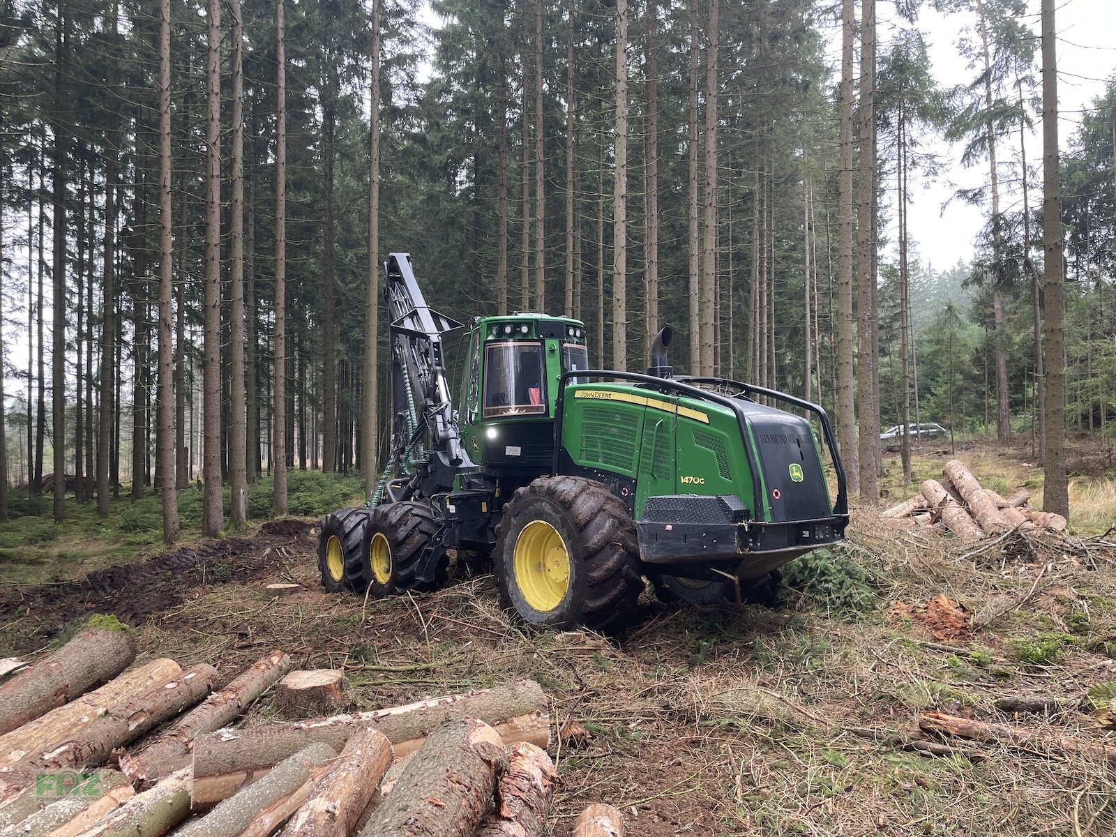 Holzvollernter Türe ait John Deere 1470G, Gebrauchtmaschine içinde Leinburg (resim 8)