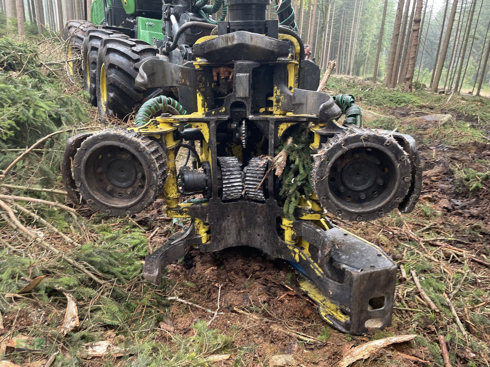 Holzvollernter Türe ait John Deere 1470G, Gebrauchtmaschine içinde Leinburg (resim 10)