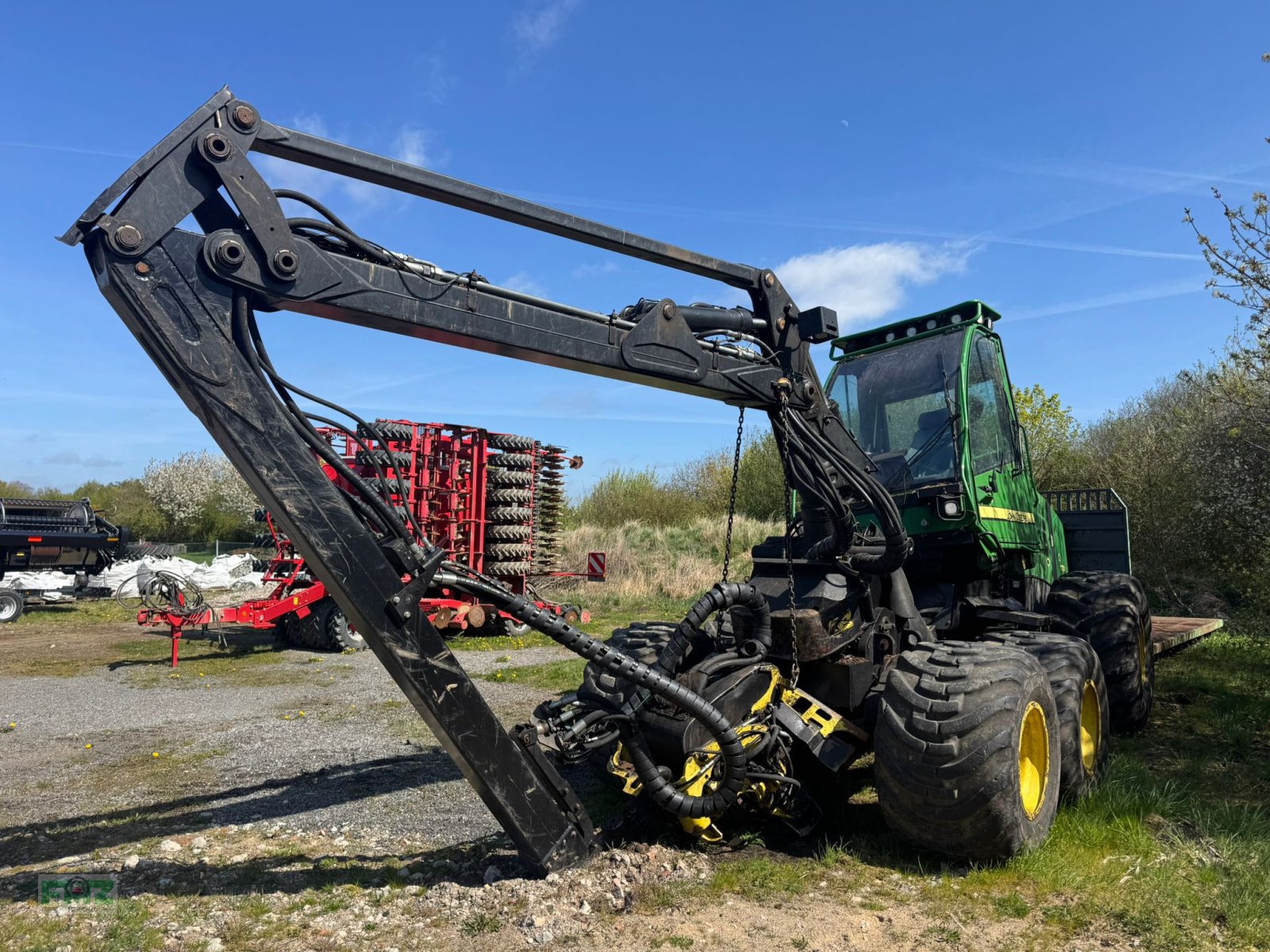 Holzvollernter от тип John Deere 770D, Gebrauchtmaschine в Leinburg (Снимка 2)