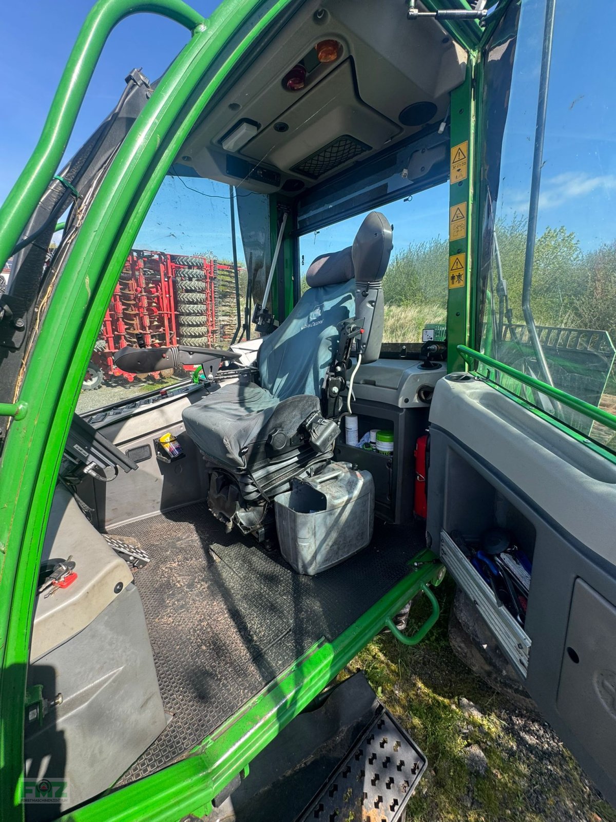 Holzvollernter от тип John Deere 770D, Gebrauchtmaschine в Leinburg (Снимка 5)