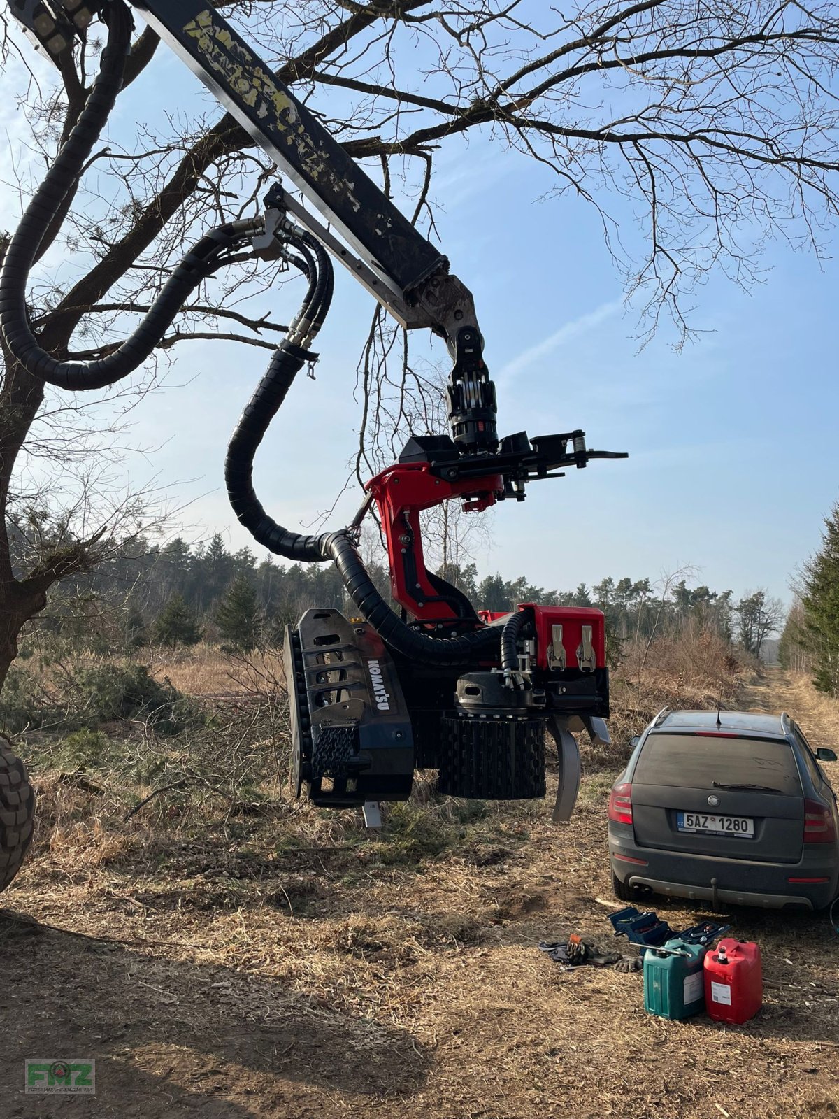 Holzvollernter typu Komatsu S92, Gebrauchtmaschine w Leinburg (Zdjęcie 3)