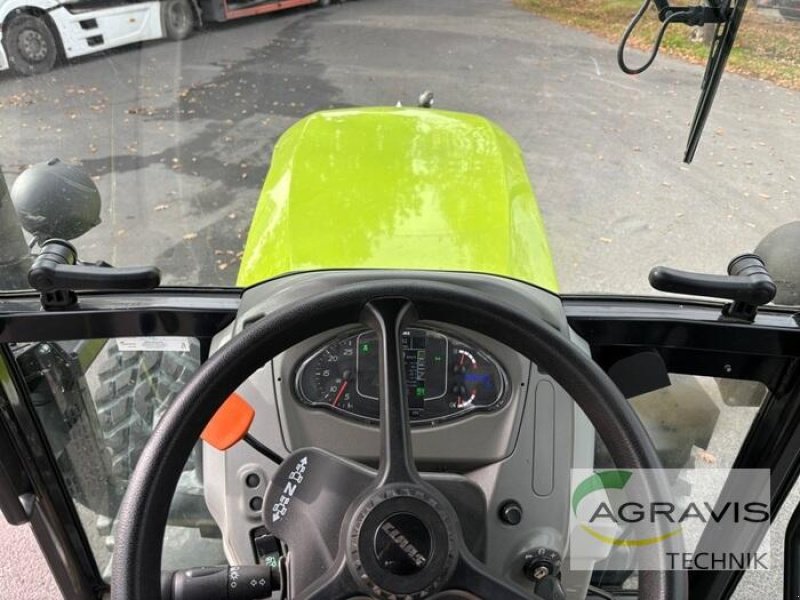 Hopfentraktor des Typs CLAAS NEXOS 240 L, Vorführmaschine in Meppen-Versen (Bild 8)