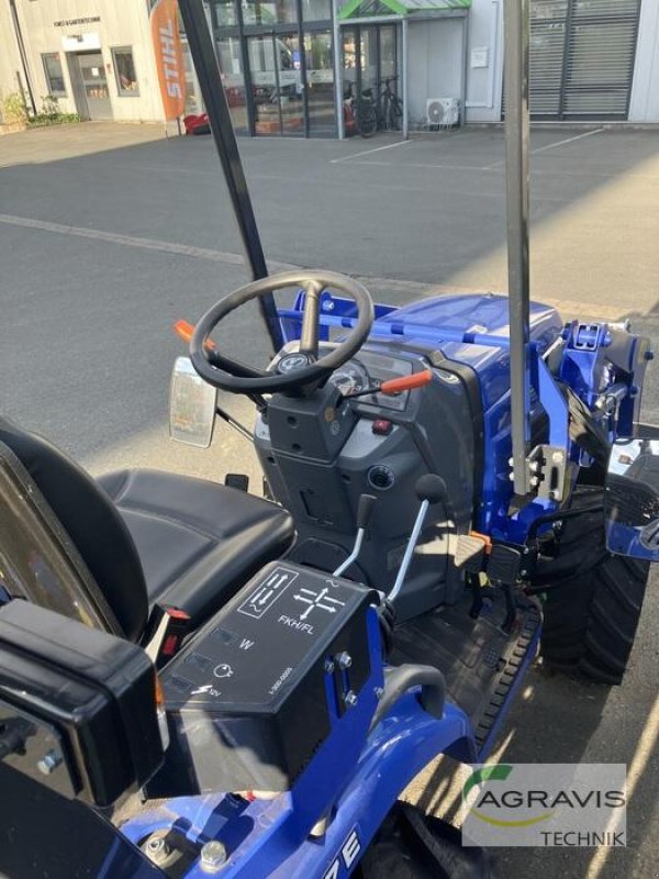 Hopfentraktor des Typs Iseki TM 3267 AL ECO, Neumaschine in Lage (Bild 5)