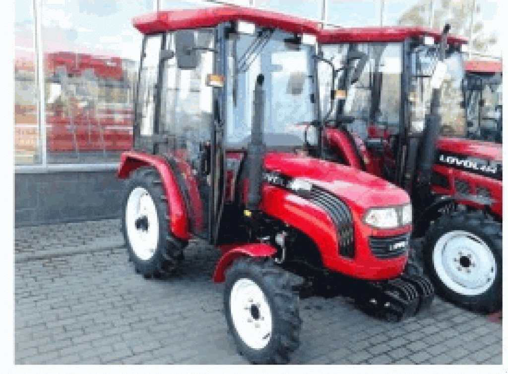 Hopfentraktor des Typs LOVOL Lovol TE-244 CAB, Neumaschine in Львів (Bild 1)