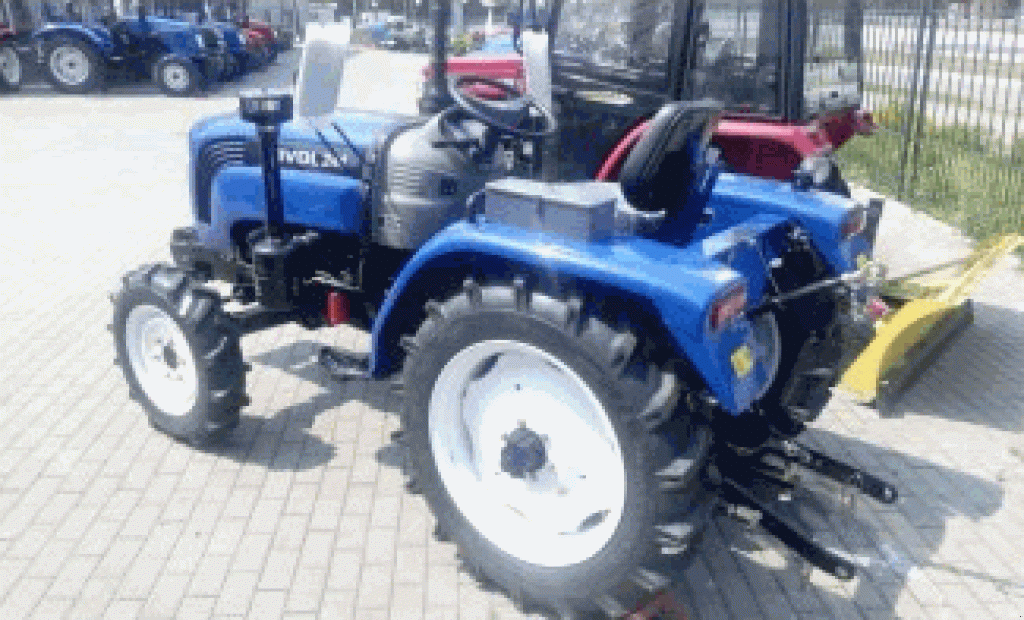 Hopfentraktor typu LOVOL Lovol TE 244, Neumaschine v Львів (Obrázek 1)