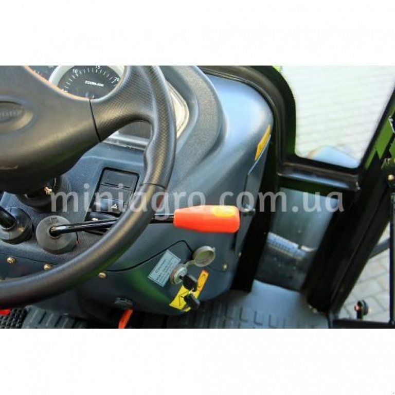 Hopfentraktor des Typs Zoomlion RK-504, Neumaschine in Бузова (Bild 3)