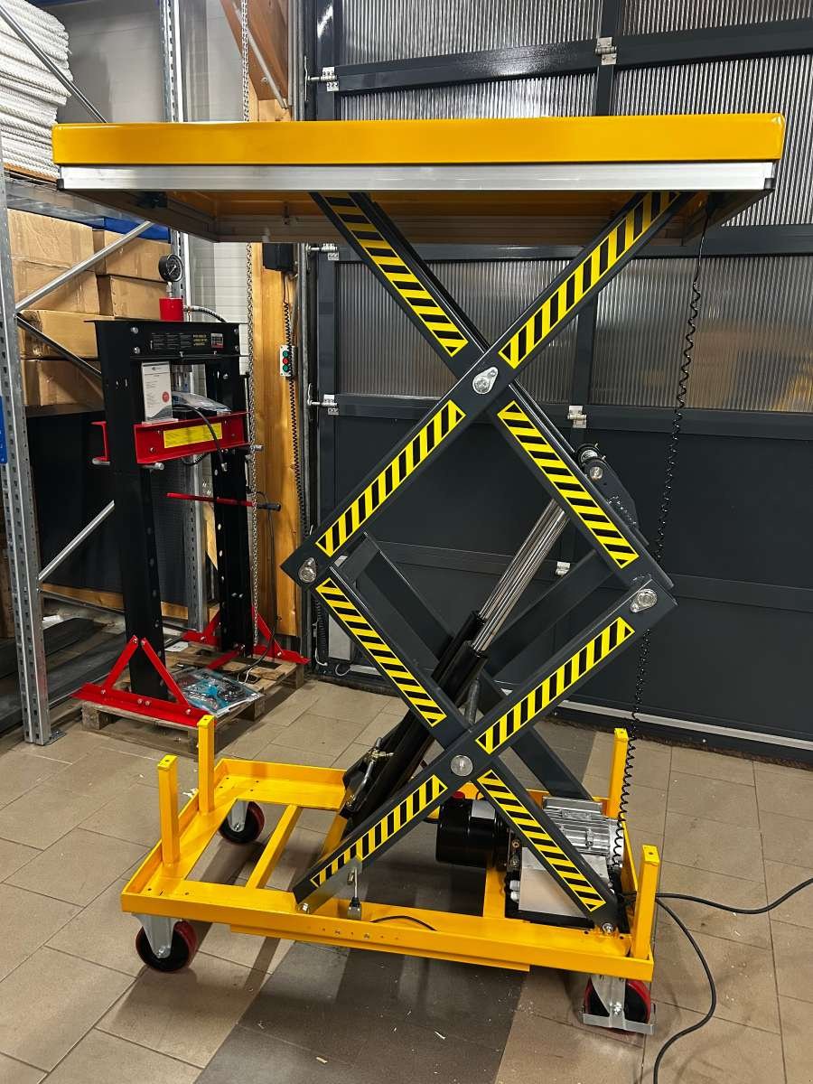 Hubgerüst of the type schieder Mobiler Scheren-Hubtisch 1.000 kg  3.000 mm Hubhöhe  AKTION, Neumaschine in mixnitz (Picture 5)