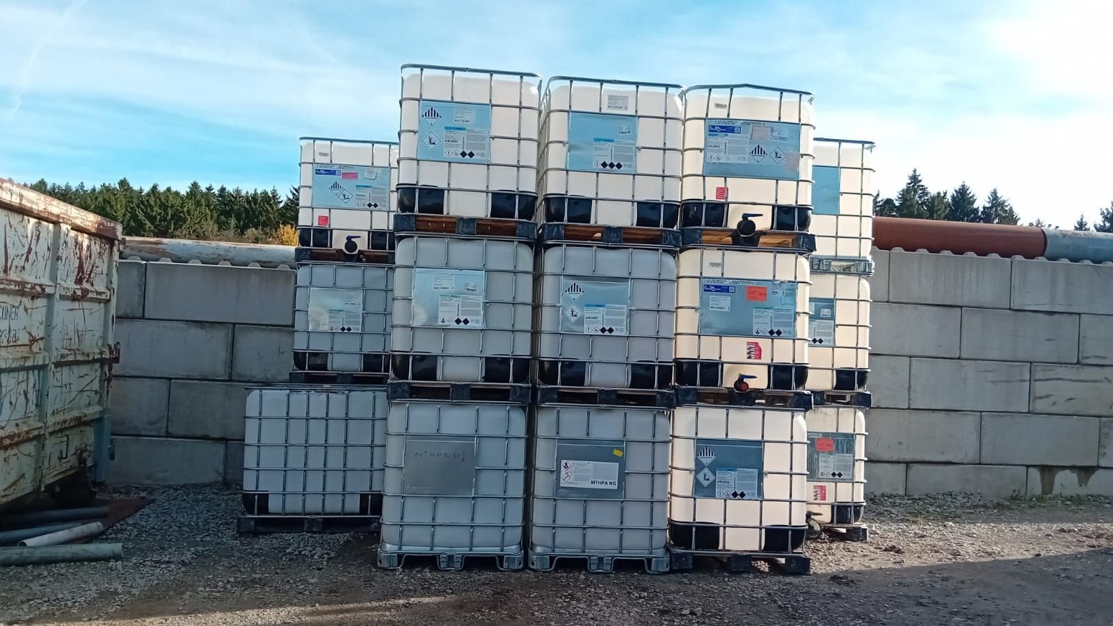 Hubgerüst of the type Sonstige IPC-Container 1000 L, Gebrauchtmaschine in NATTERNBACH (Picture 4)