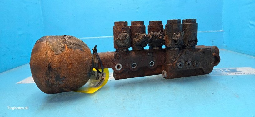 Hydraulik typu CLAAS Axion 810, Gebrauchtmaschine v Hemmet (Obrázek 12)