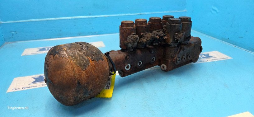 Hydraulik typu CLAAS Axion 810, Gebrauchtmaschine v Hemmet (Obrázek 10)