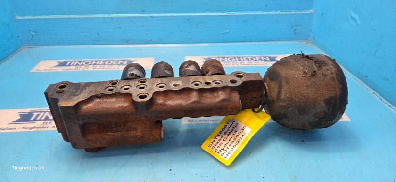 Hydraulik typu CLAAS Axion 810, Gebrauchtmaschine v Hemmet (Obrázek 14)