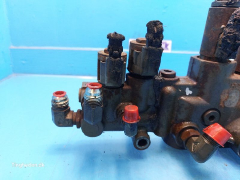 Hydraulik typu CLAAS Axion 840, Gebrauchtmaschine v Hemmet (Obrázek 14)