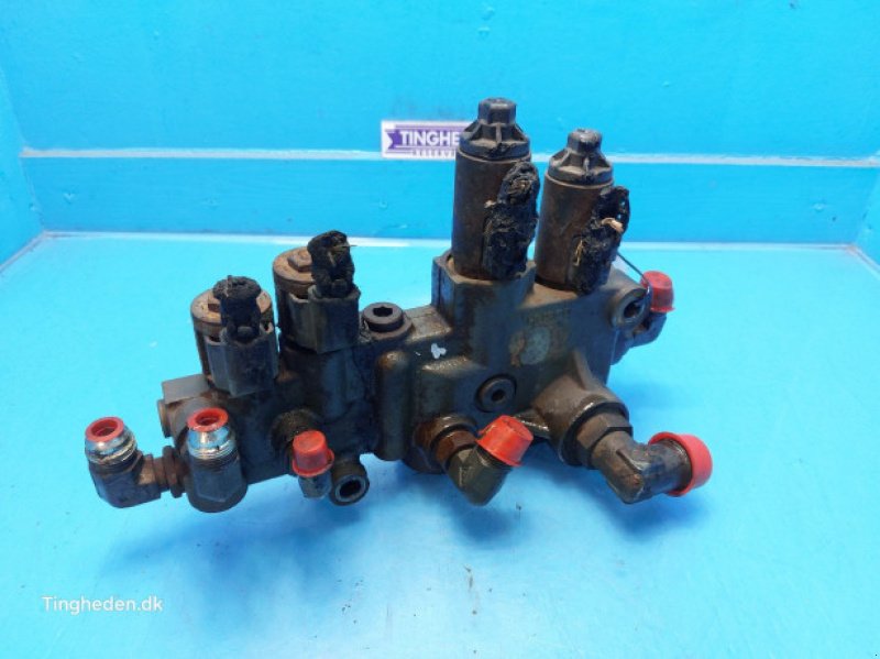Hydraulik typu CLAAS Axion 840, Gebrauchtmaschine v Hemmet (Obrázek 12)