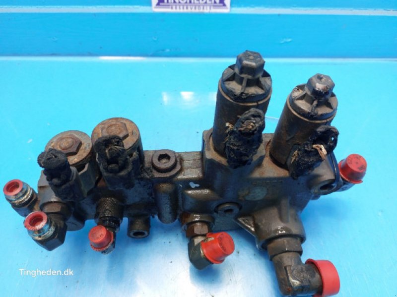 Hydraulik typu CLAAS Axion 840, Gebrauchtmaschine v Hemmet (Obrázek 5)