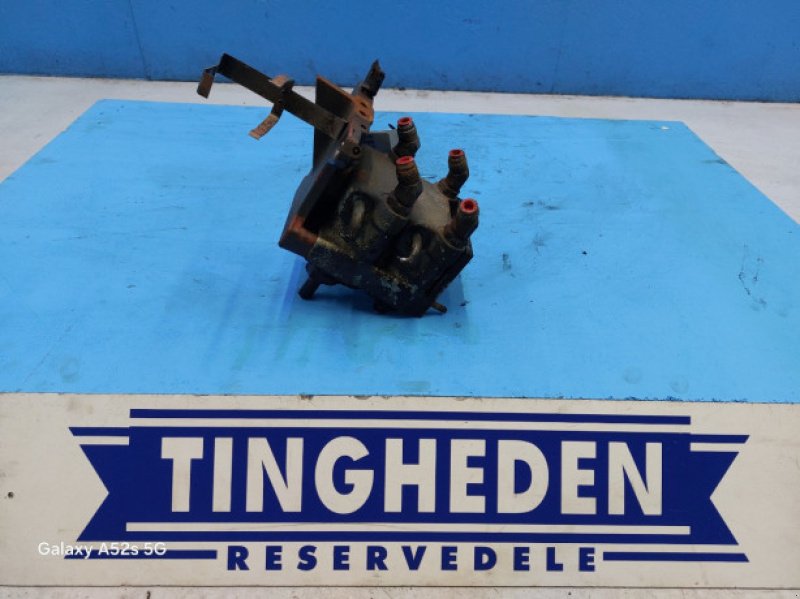 Hydraulik typu CLAAS Axion 840, Gebrauchtmaschine v Hemmet (Obrázek 1)