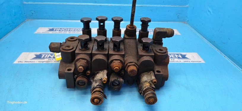 Hydraulik typu Fiat F130DT, Gebrauchtmaschine v Hemmet (Obrázek 2)