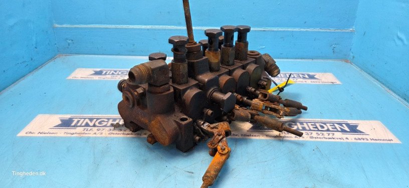 Hydraulik typu Fiat F130DT, Gebrauchtmaschine v Hemmet (Obrázek 5)