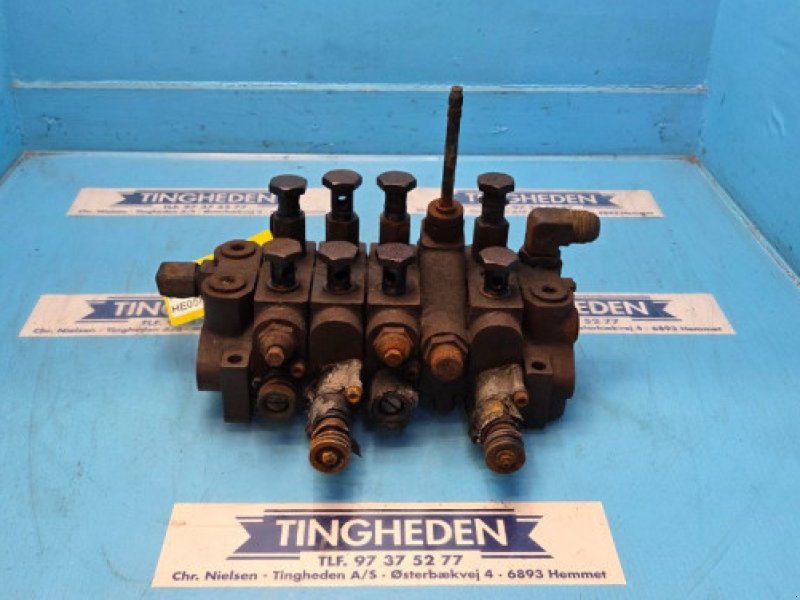 Hydraulik des Typs Fiat F130DT, Gebrauchtmaschine in Hemmet (Bild 1)