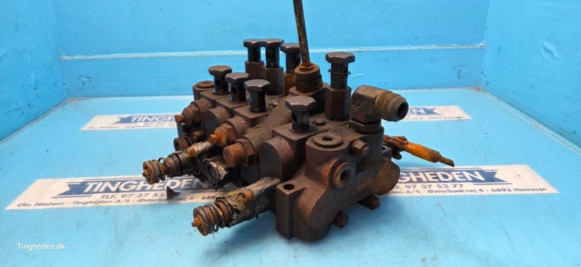 Hydraulik typu Fiat F130DT, Gebrauchtmaschine v Hemmet (Obrázek 3)