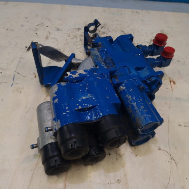 Hydraulik typu Ford 6640, Gebrauchtmaschine v Hemmet (Obrázek 2)