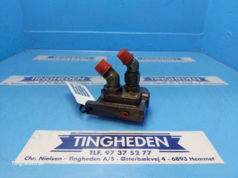 Hydraulik des Typs Massey Ferguson 6180, Gebrauchtmaschine in Hemmet (Bild 1)