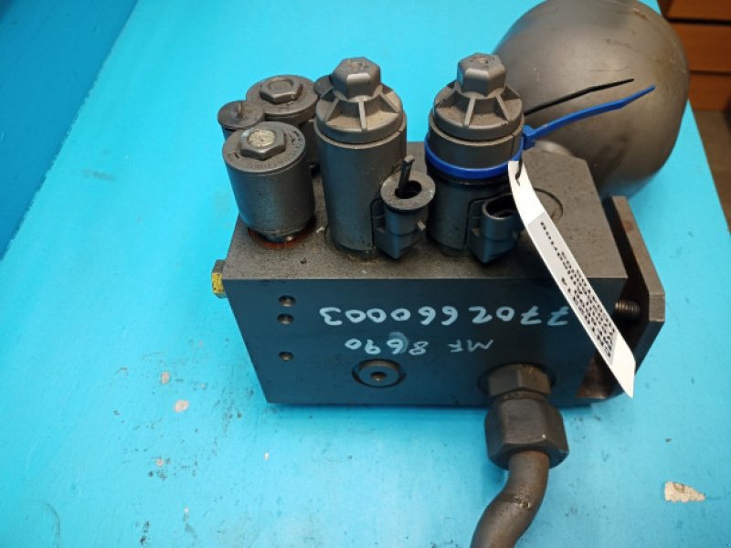 Hydraulik typu Massey Ferguson 8690, Gebrauchtmaschine v Hemmet (Obrázek 6)
