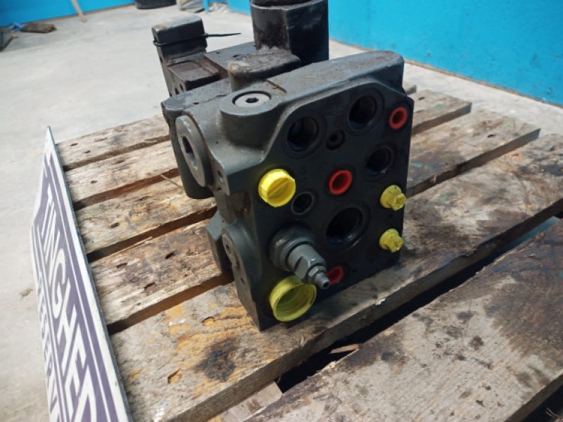 Hydraulik typu Massey Ferguson 8690, Gebrauchtmaschine v Hemmet (Obrázek 5)