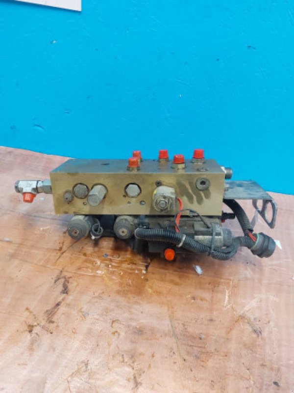 hydraulische Anlage типа Case IH 7010, Gebrauchtmaschine в Hemmet (Фотография 9)