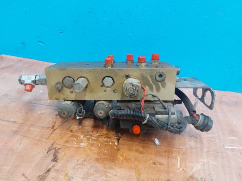 hydraulische Anlage типа Case IH 7010, Gebrauchtmaschine в Hemmet (Фотография 8)