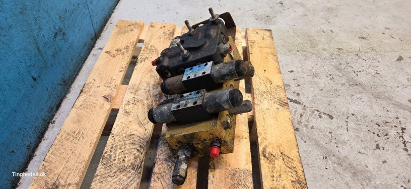 hydraulische Anlage типа Case 8010, Gebrauchtmaschine в Hemmet (Фотография 7)