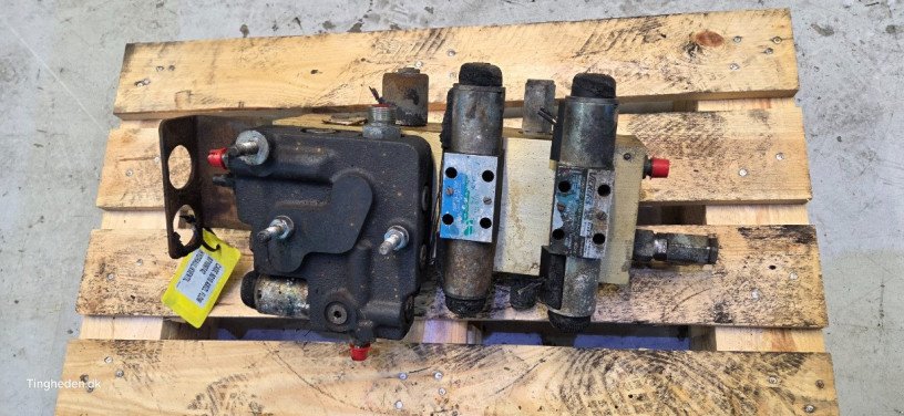 hydraulische Anlage типа Case 8010, Gebrauchtmaschine в Hemmet (Фотография 8)