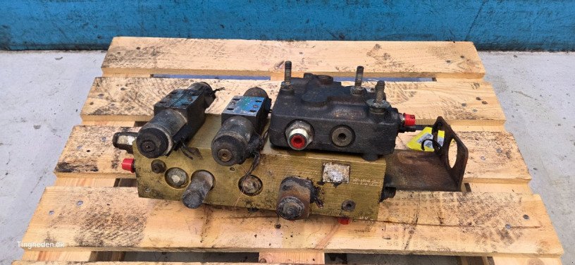 hydraulische Anlage типа Case 8010, Gebrauchtmaschine в Hemmet (Фотография 2)