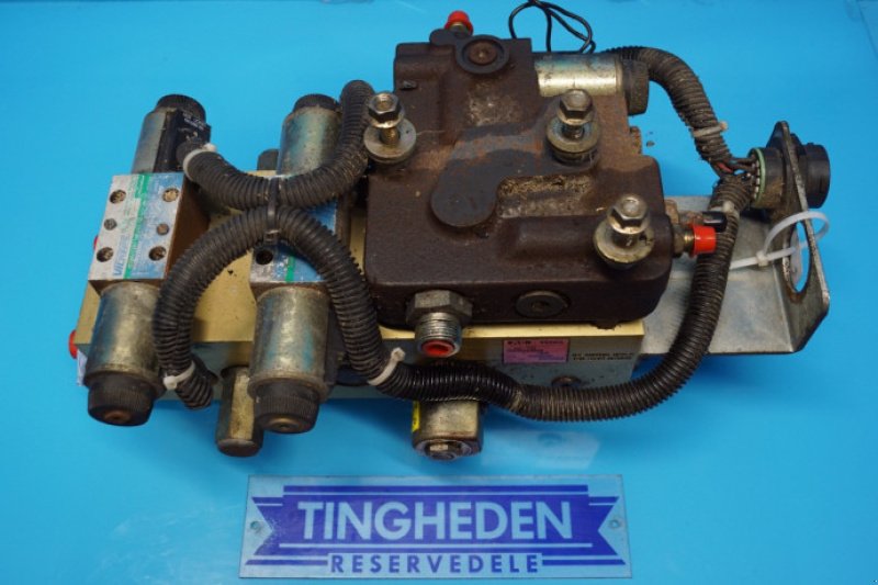 hydraulische Anlage типа Case 8010, Gebrauchtmaschine в Hemmet (Фотография 1)