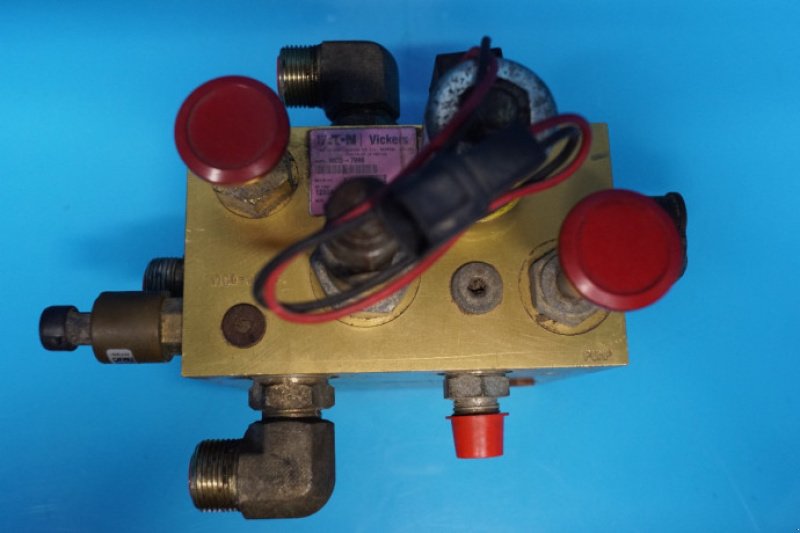 hydraulische Anlage типа Case 8010, Gebrauchtmaschine в Hemmet (Фотография 4)