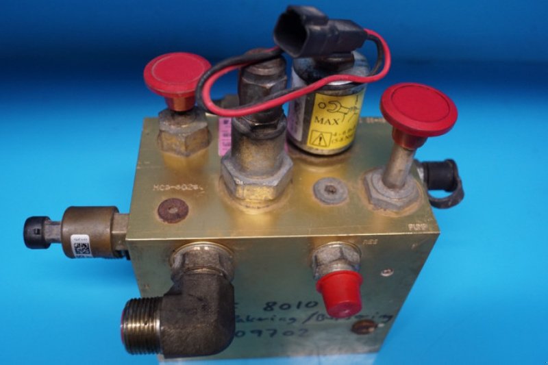 hydraulische Anlage типа Case 8010, Gebrauchtmaschine в Hemmet (Фотография 9)